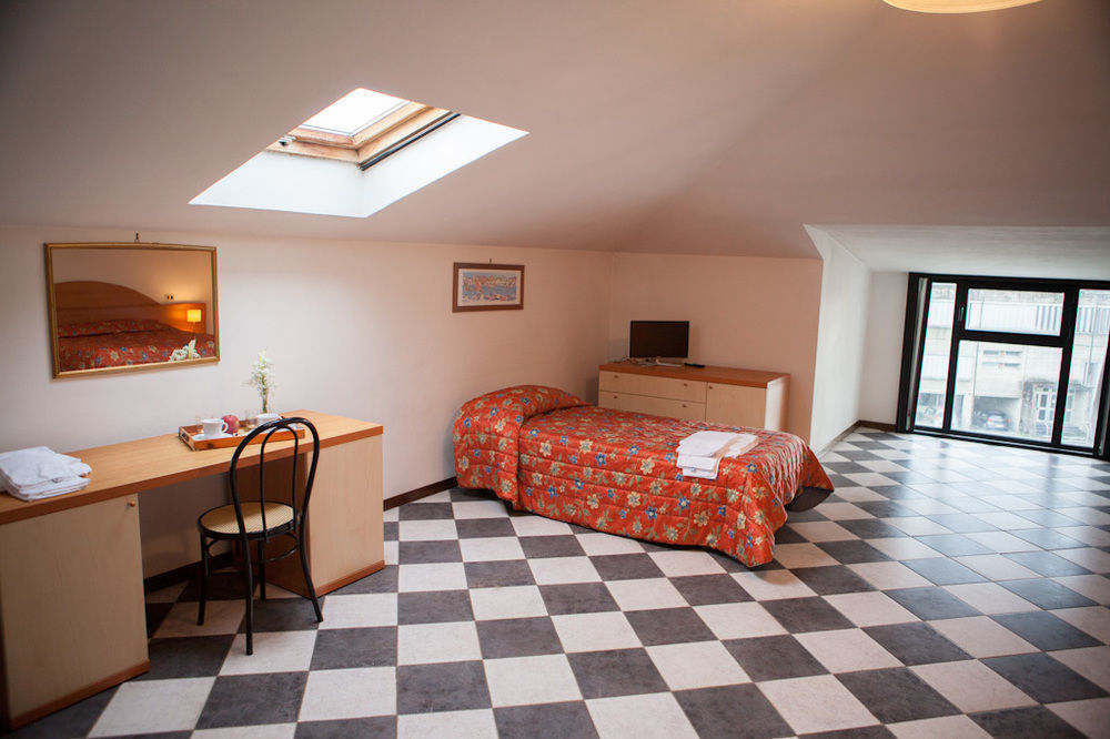 Giada Palace - 2* Lucques